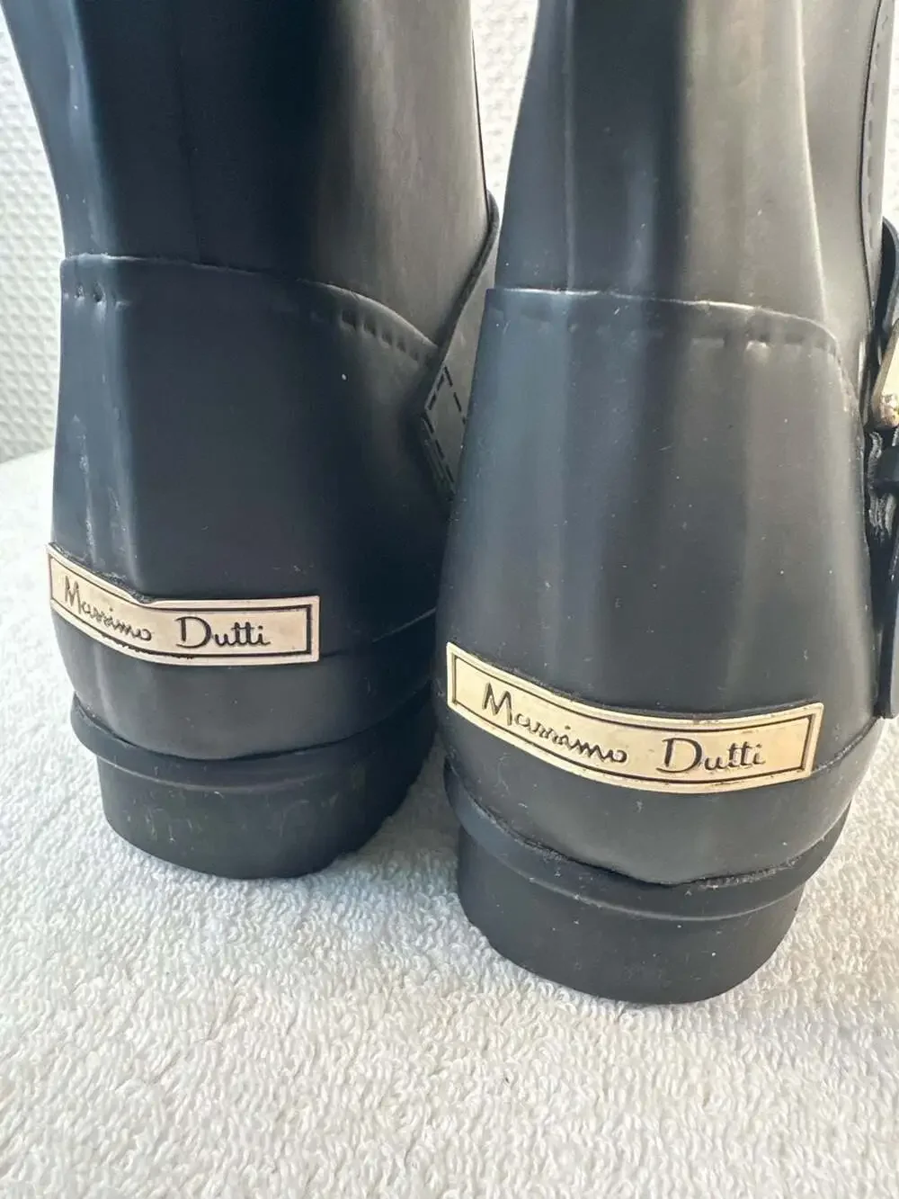 Massimo Dutti Black Matte Rubber Moto Rain Boots with Buckle Detail